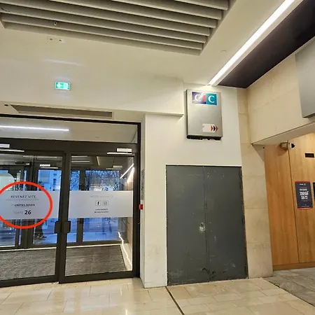 Diamond - 2o Min To Paris Guest house