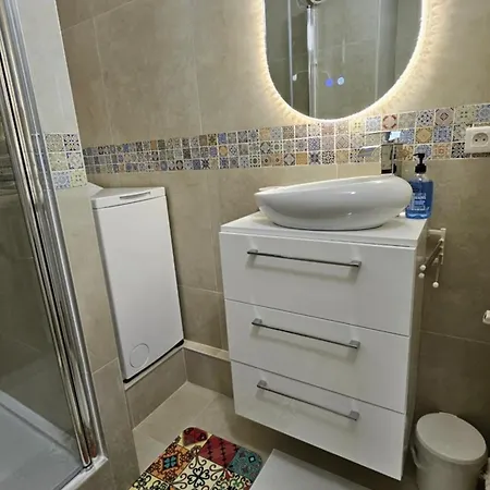 Diamond - 2o Min To Paris Guest house
