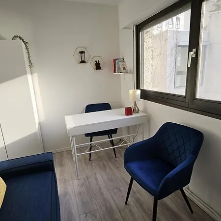 Diamond - 2o Min To Paris Guest house